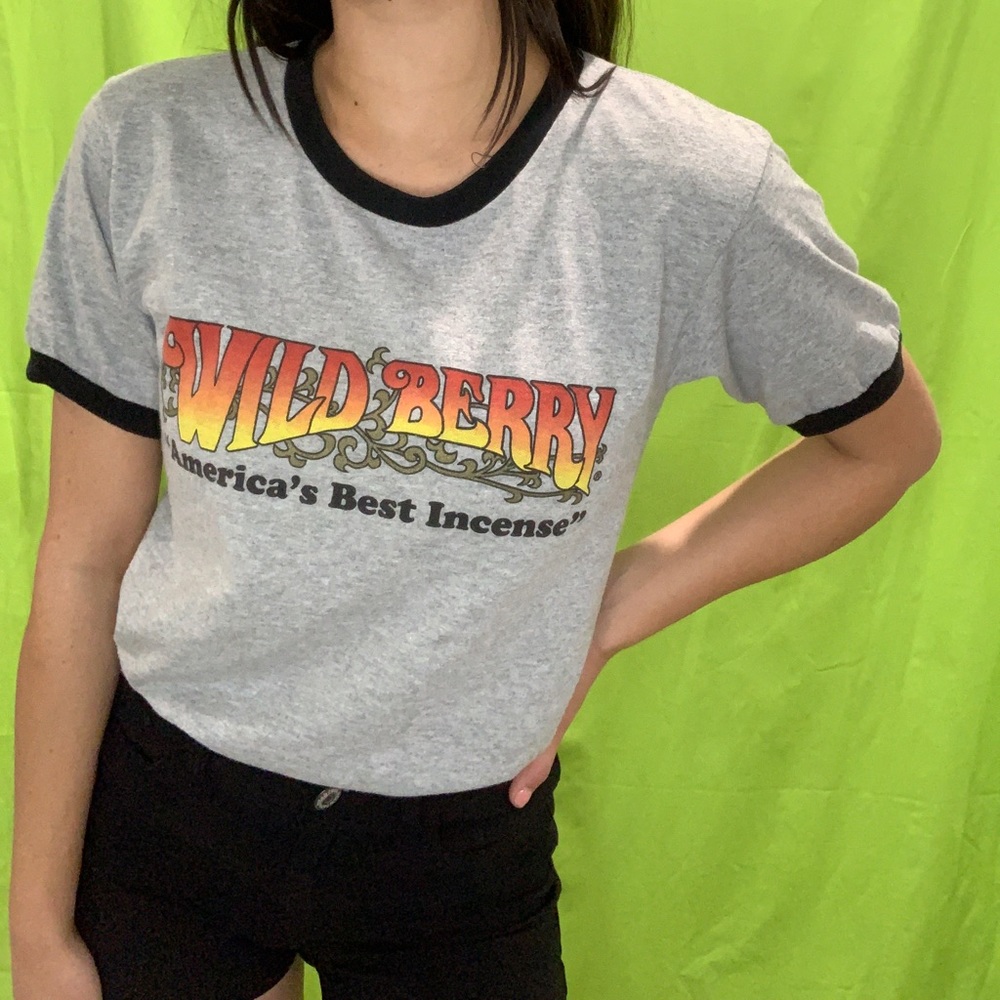 Vintage “Wild Berry” incense gray and black tee
